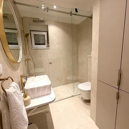 Apartment Holiday Zadar Appartamento *