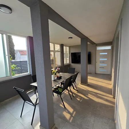 Apartment Holiday Zadar Zara